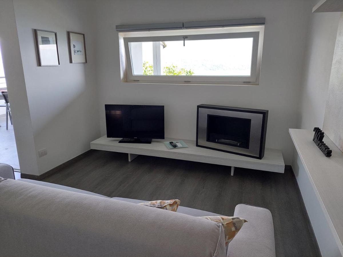 Casa Vacanze Perla Del Lago Domaso Exteriör bild
