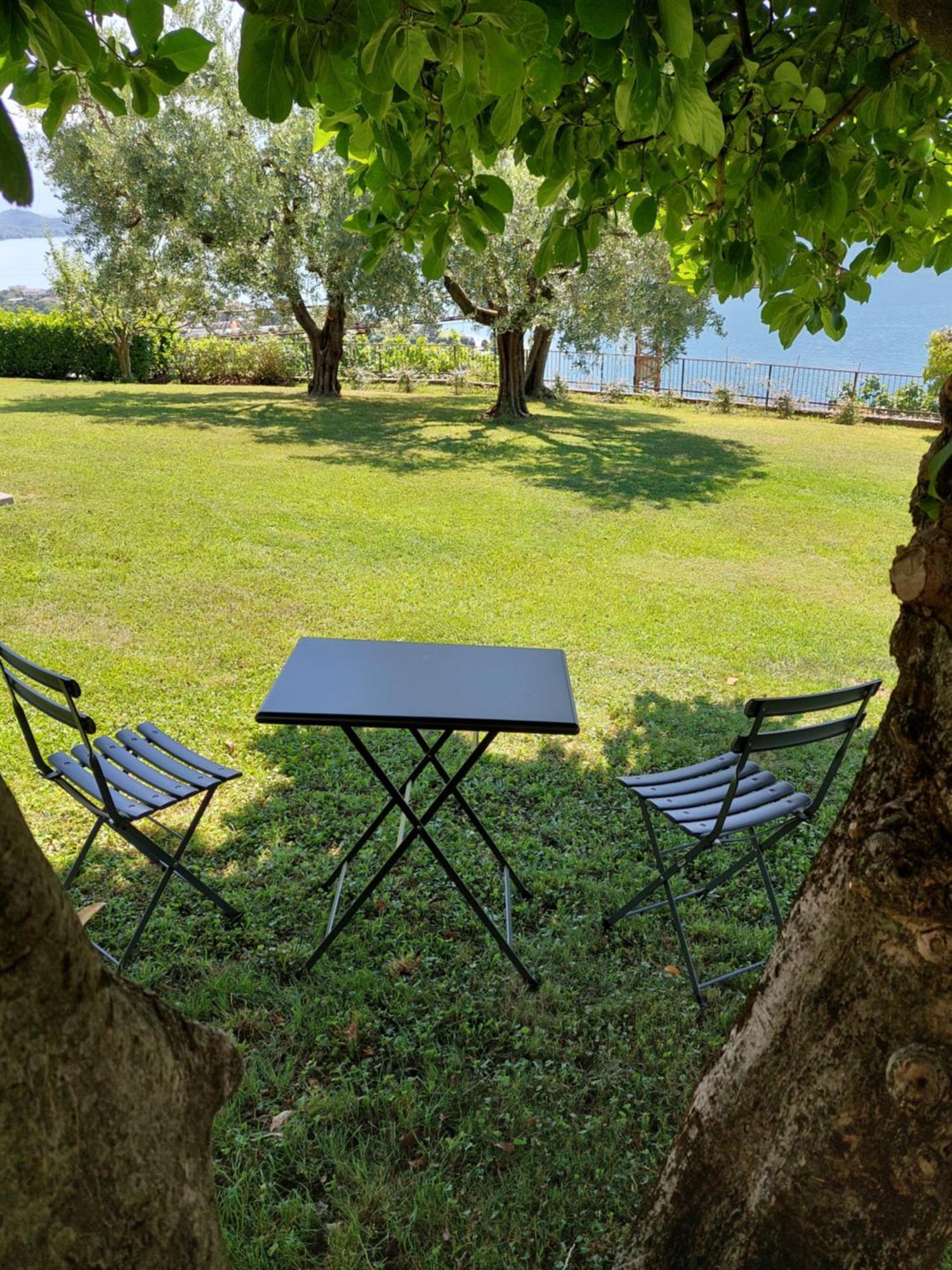 Casa Vacanze Perla Del Lago Domaso Exteriör bild